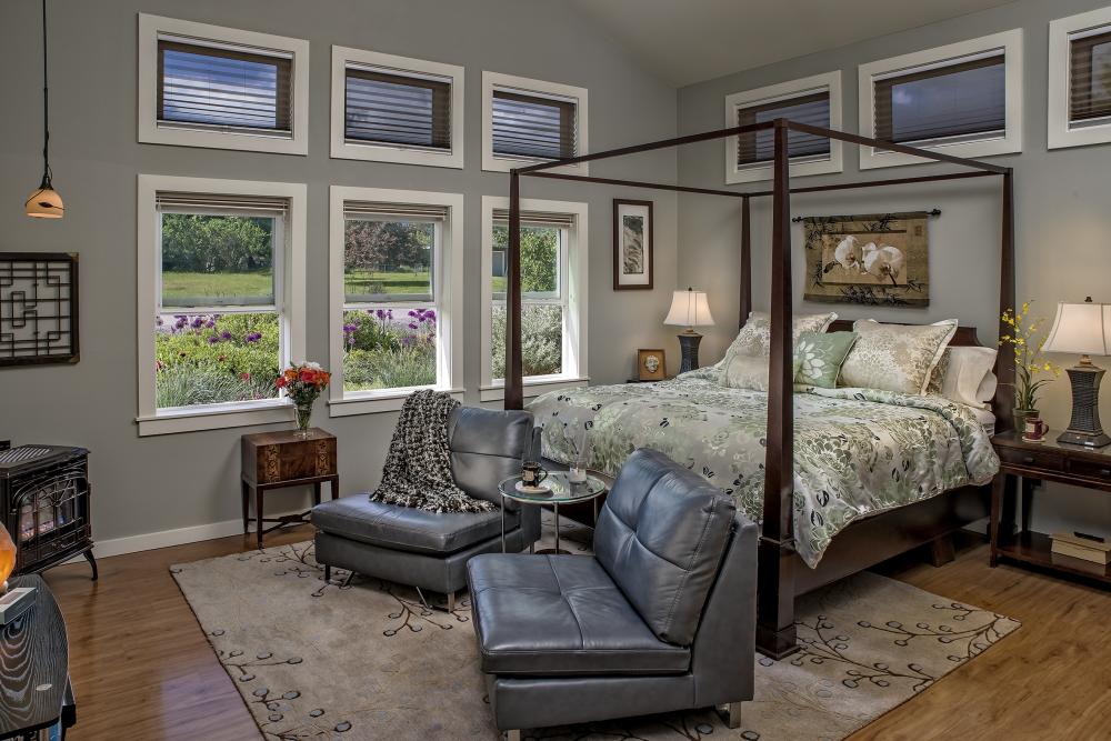 The Mirror Lake Suite is secluded from the rest of our guestrooms and perfect for a special occasion or just because.